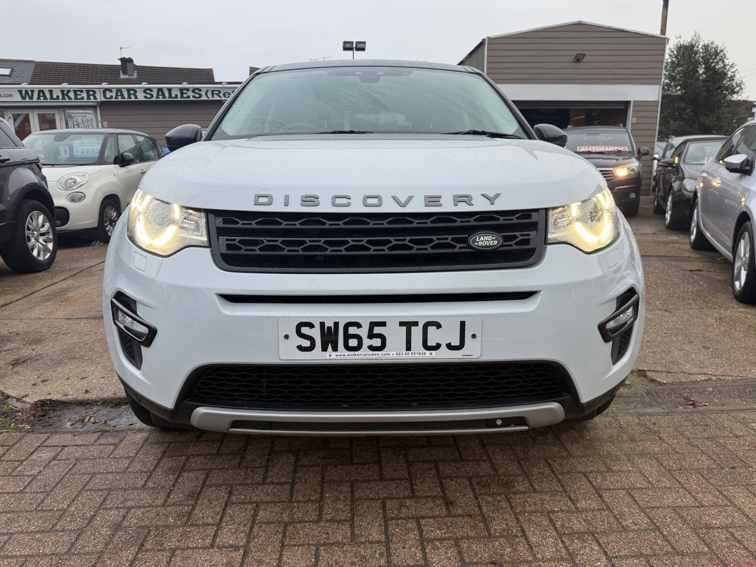 Used Land Rover Discovery Sport 2015 for sale - 76836565: Photo 2