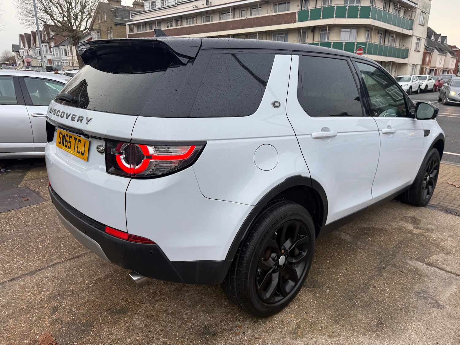 Used Land Rover Discovery Sport 2015 for sale - 76836565: Photo 4