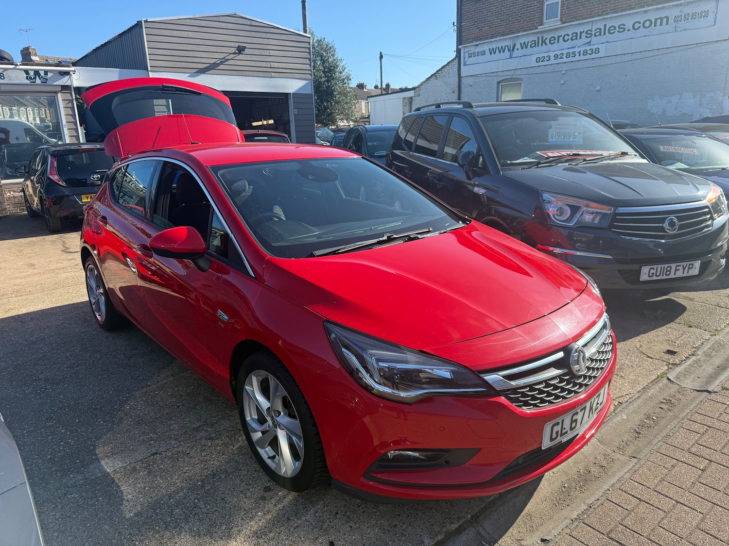 Used Vauxhall Astra 2017 for sale - 76143666: Photo 3