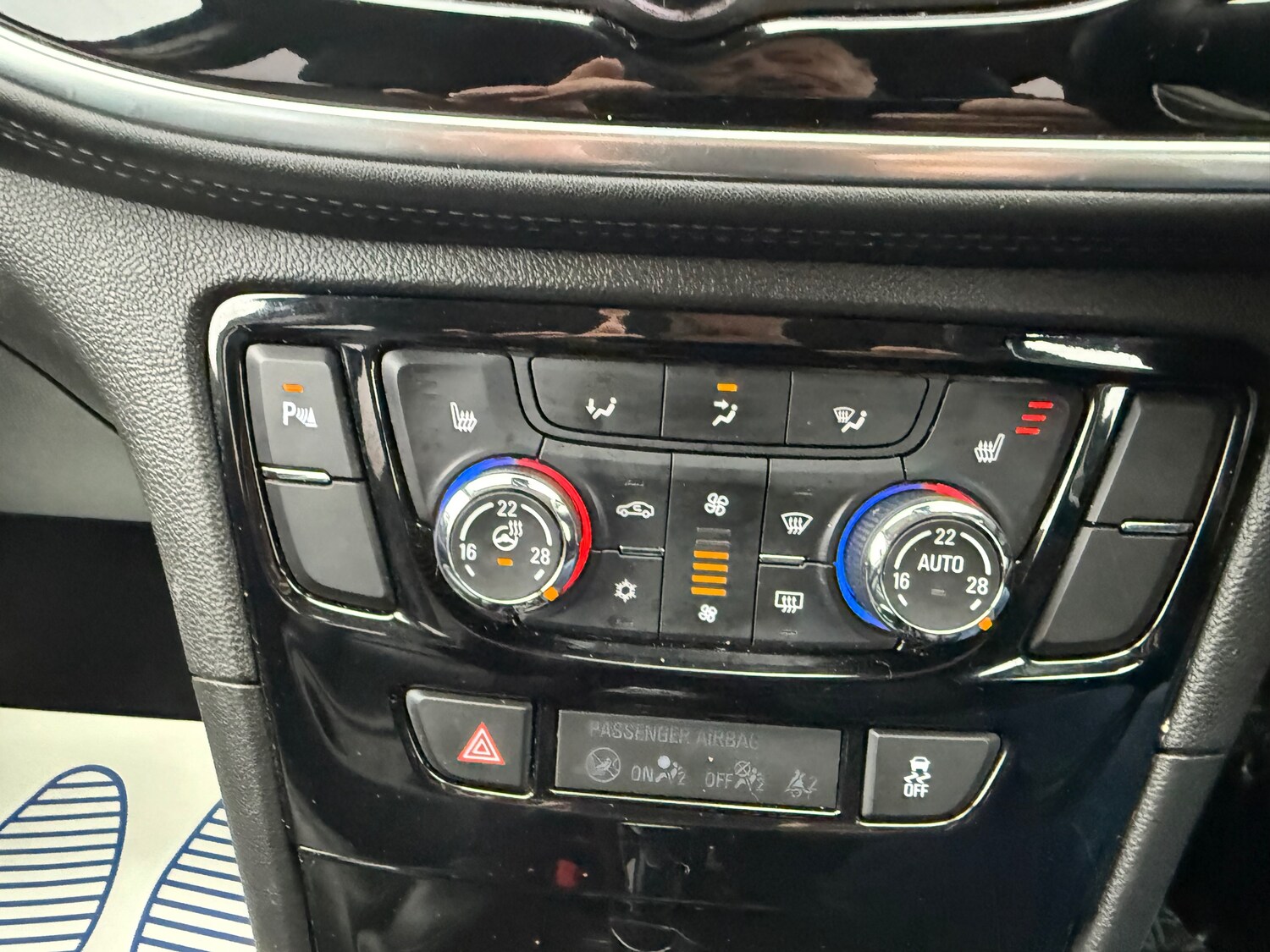 Used Vauxhall Mokka X 2017 for sale - 77200816: Photo 25