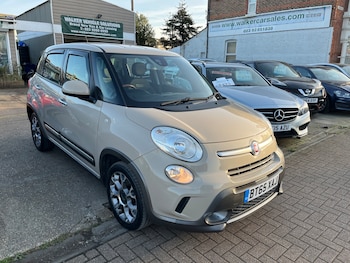 Used Fiat 500L 2015 for sale - 79104817: Photo