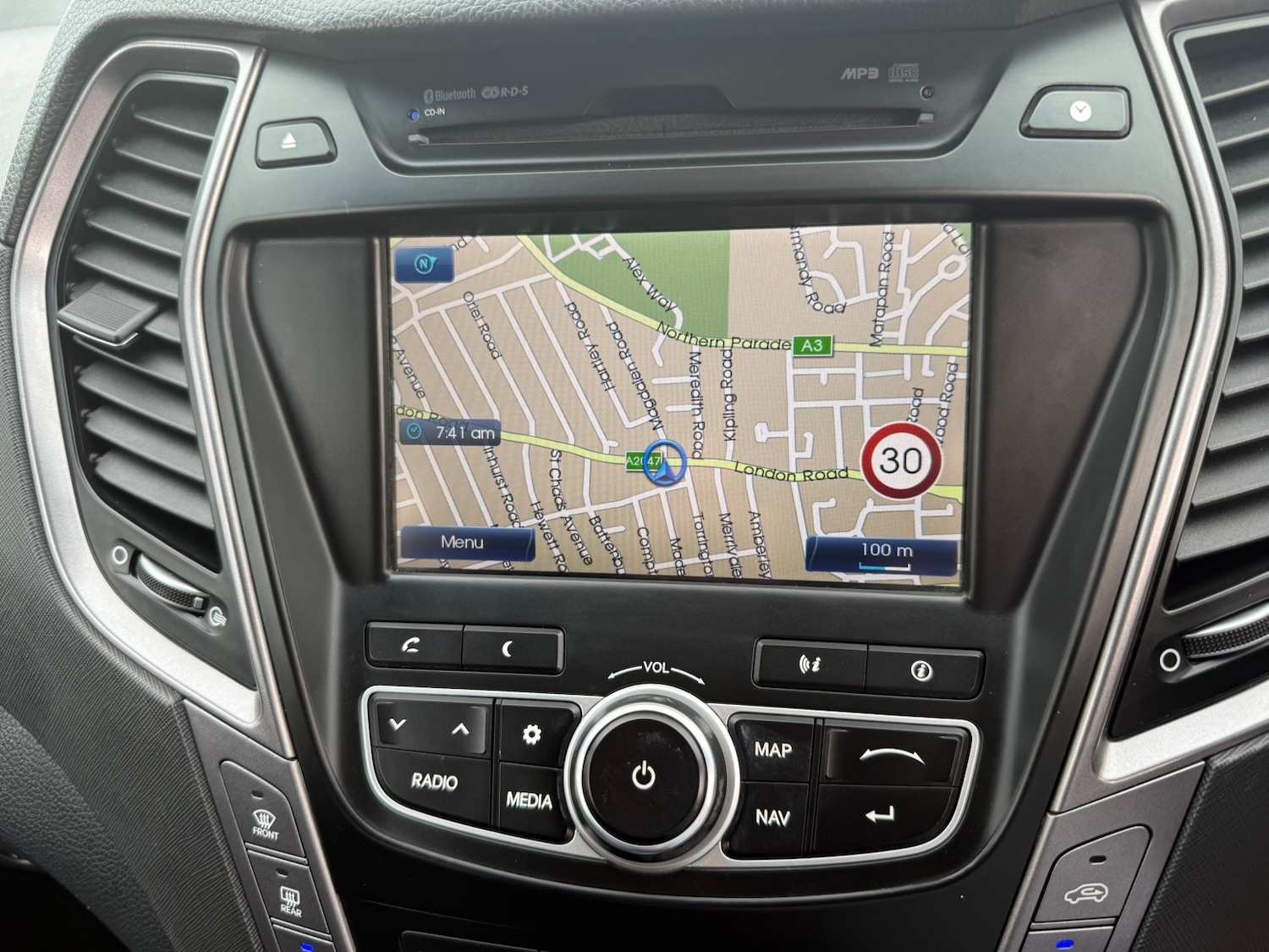 Used Hyundai Santa Fe 2015 for sale - 77966556: Photo 16