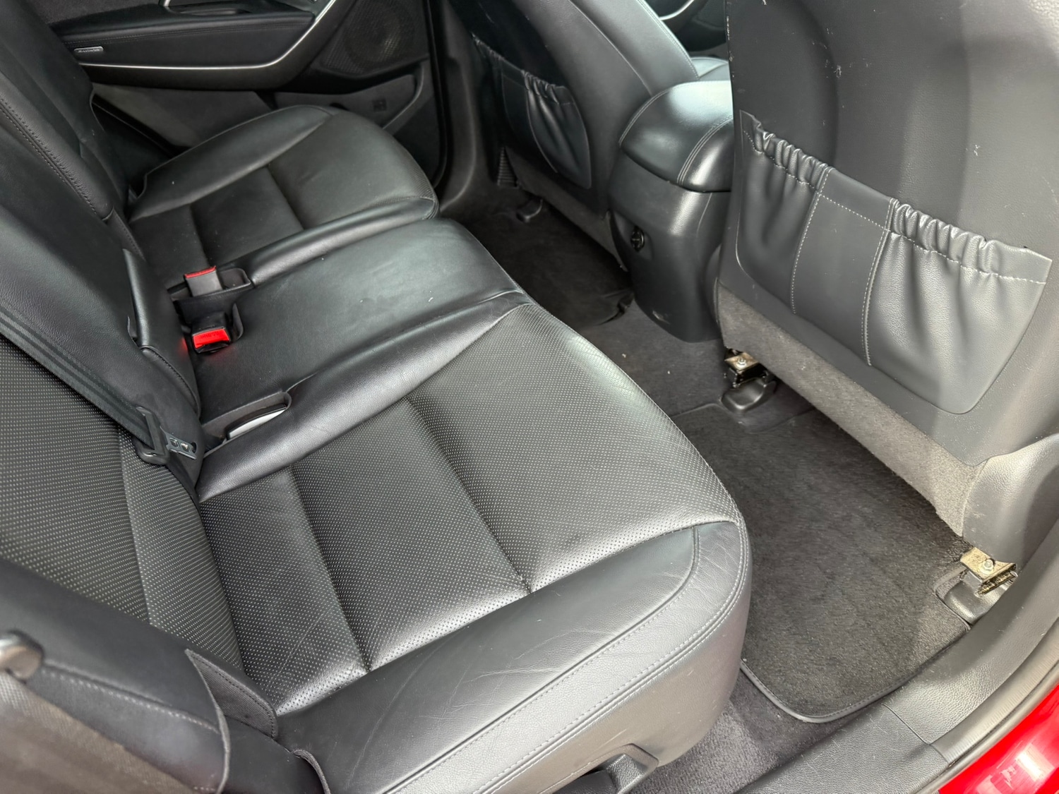 Used Hyundai Santa Fe 2015 for sale - 77966556: Photo 9