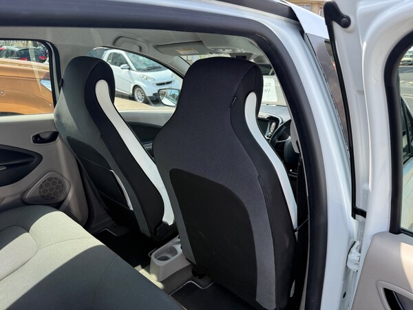Used Renault Zoe for sale - 74182522: Photo 15