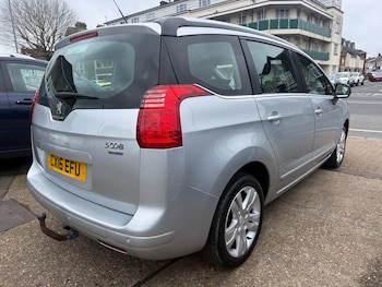 Used Peugeot 5008 2016 for sale - 77590467: Photo