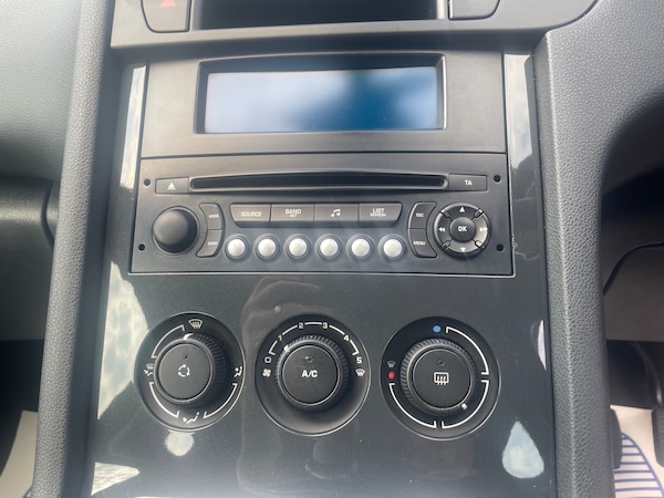 Used Peugeot 5008 2012 for sale - 75582349: Photo 16