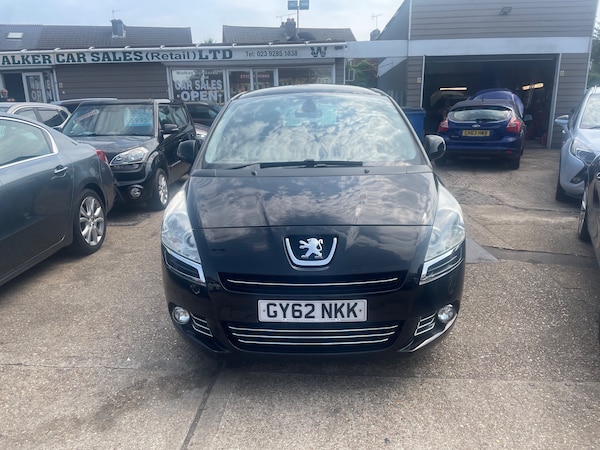 Used Peugeot 5008 2012 for sale - 75582349: Photo 2