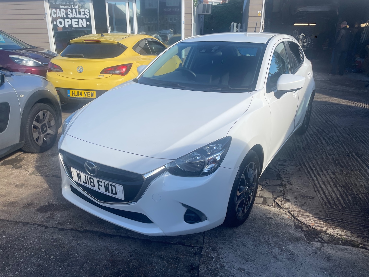 Used Mazda Mazda2 2018 for sale - 75705625: Photo 1