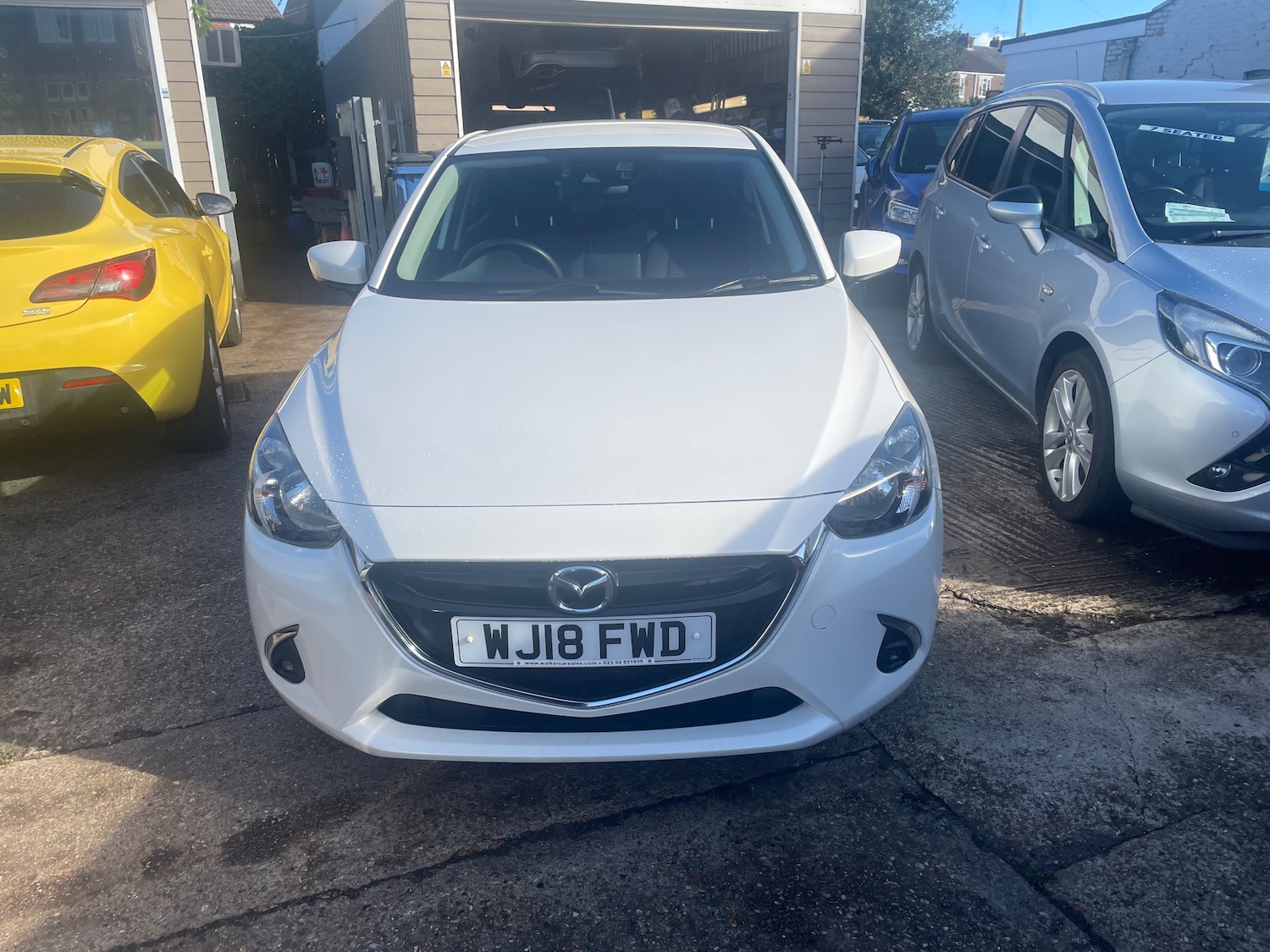 Used Mazda Mazda2 2018 for sale - 75705625: Photo 3