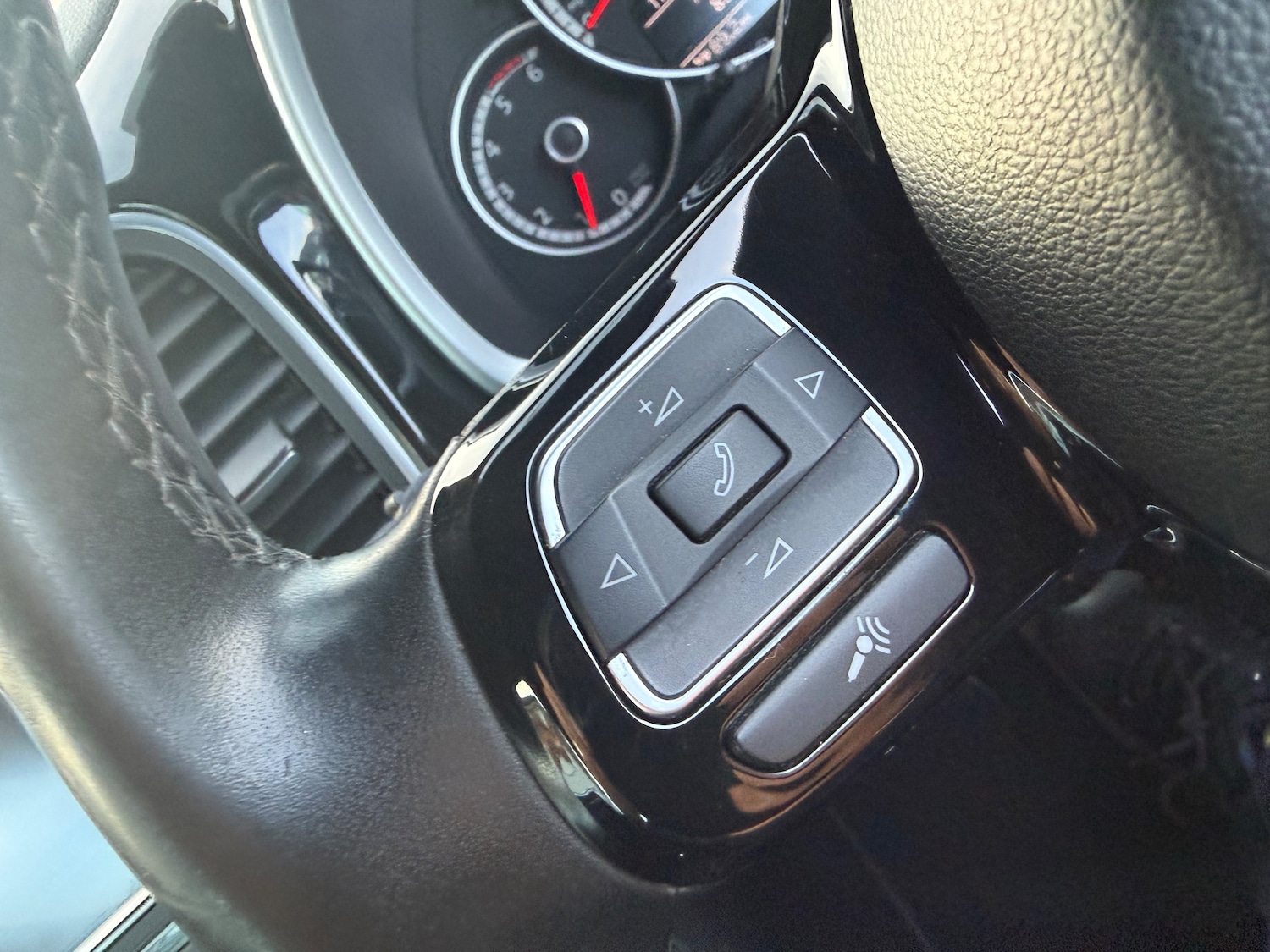 Used Volkswagen Beetle 2015 for sale - 77989794: Photo 22