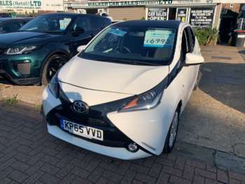 2015 (65) - 1.0 VVT-i X-Pression 5dr x-shift