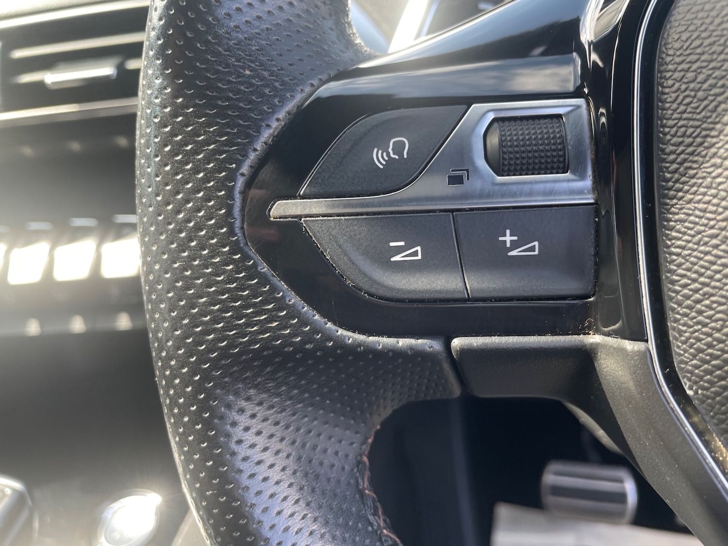 Used Peugeot 3008 2019 for sale - 75766611: Photo 19