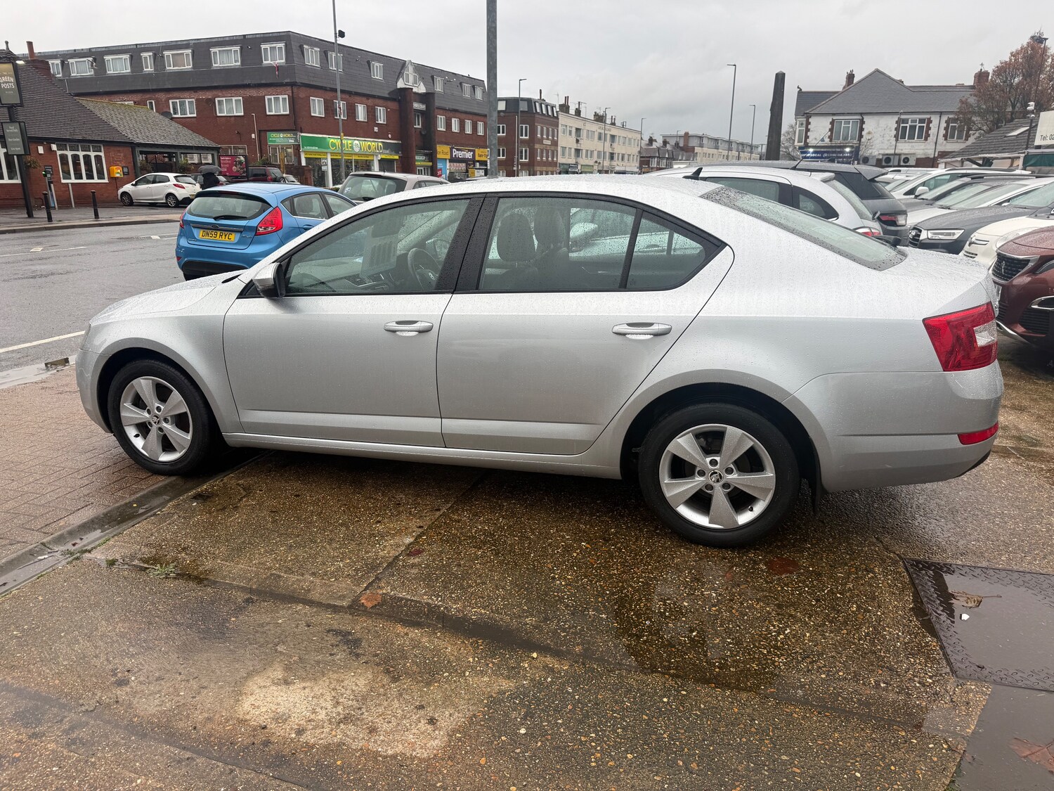 Used Skoda Octavia 2016 for sale - 76157760: Photo 7