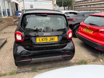 Used smart fortwo 2019 for sale - 75058210: Photo