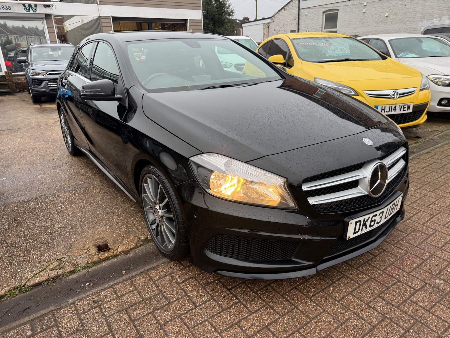 Used Mercedes-Benz A-Class 2013 for sale - 76412648: Photo 3