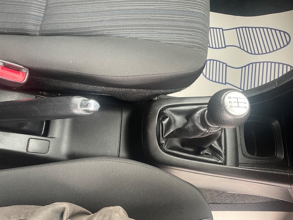 Used Suzuki Swift 2014 for sale - 75504708: Photo 18