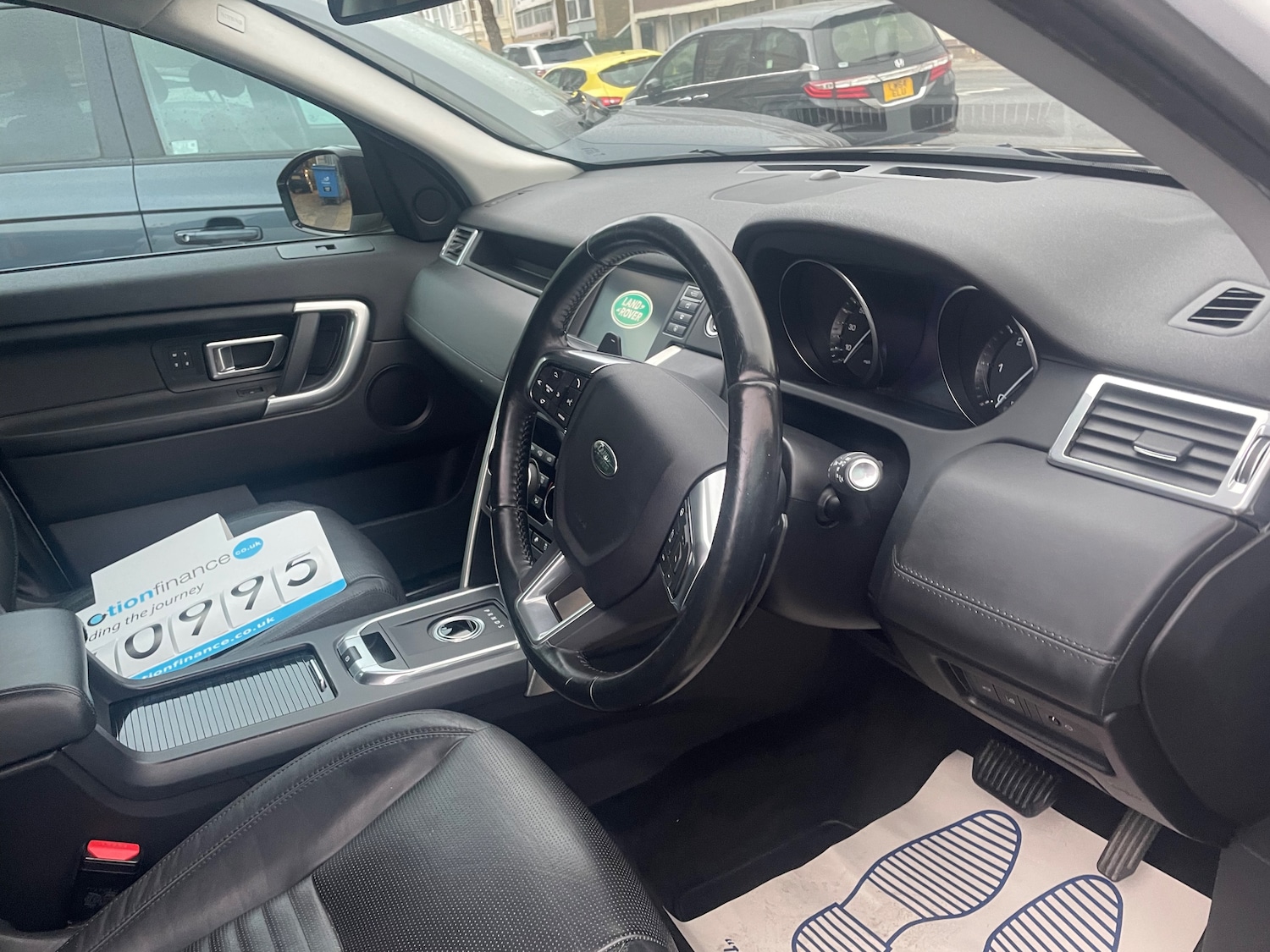 Used Land Rover Discovery Sport 2015 for sale - 76792459: Photo 15