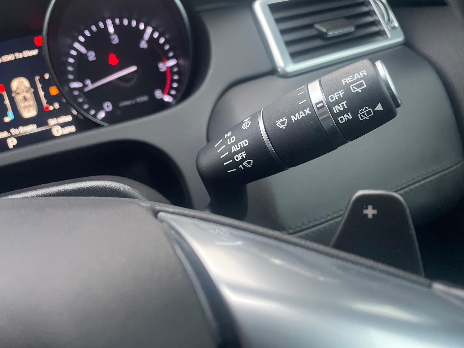 Used Land Rover Discovery Sport 2015 for sale - 76792459: Photo 21