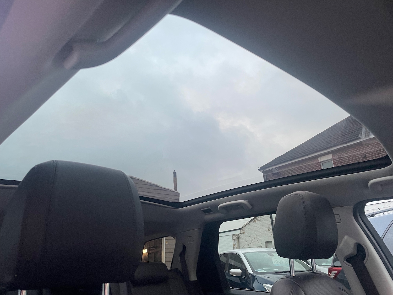 Used Land Rover Discovery Sport 2015 for sale - 76792459: Photo 28