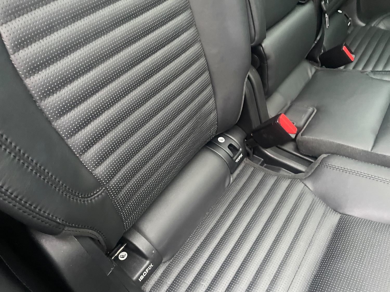 Used Land Rover Discovery Sport 2015 for sale - 76792459: Photo 30