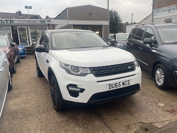 Used Land Rover Discovery Sport 2015 for sale - 76792459: Photo