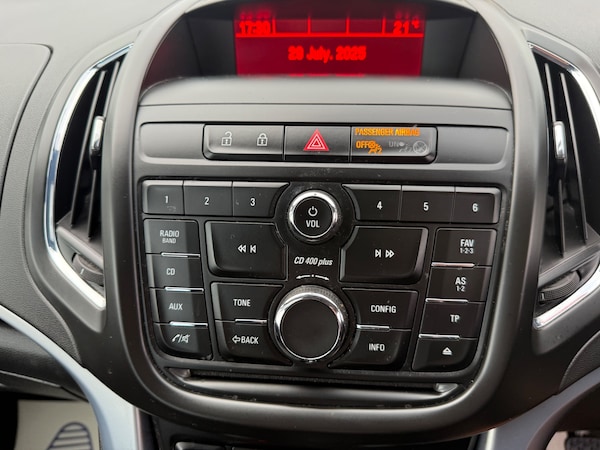 Used Vauxhall Zafira 2015 for sale - 75356159: Photo 27