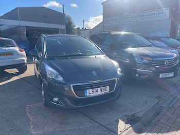 Used Peugeot 5008 2014 for sale - 76305326: Photo