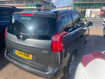 Used Peugeot 5008 2014 for sale - 76305326: Photo