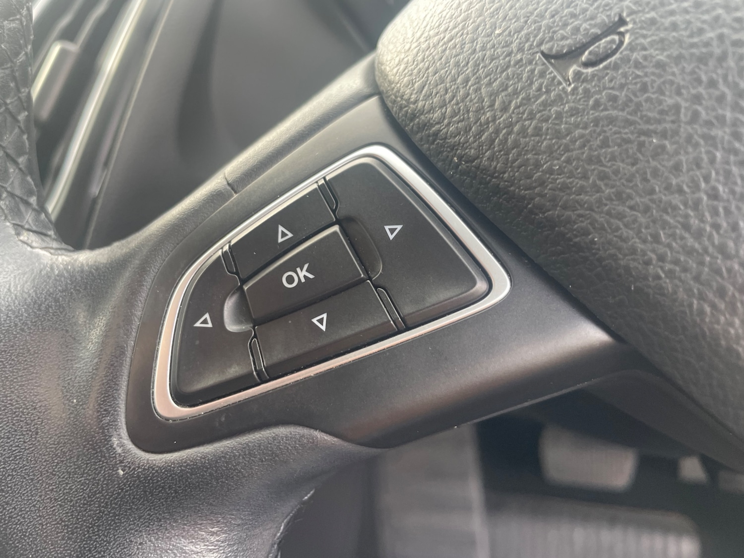 Used Ford Focus 2015 for sale - 76128019: Photo 11