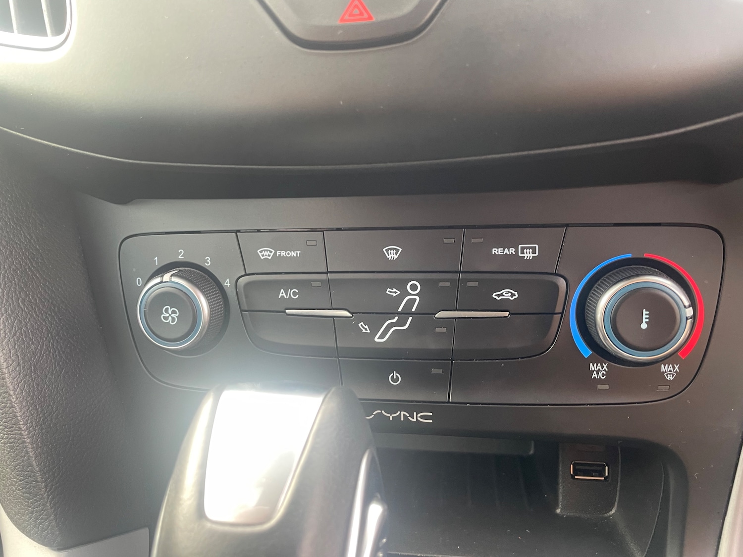 Used Ford Focus 2015 for sale - 76128019: Photo 14