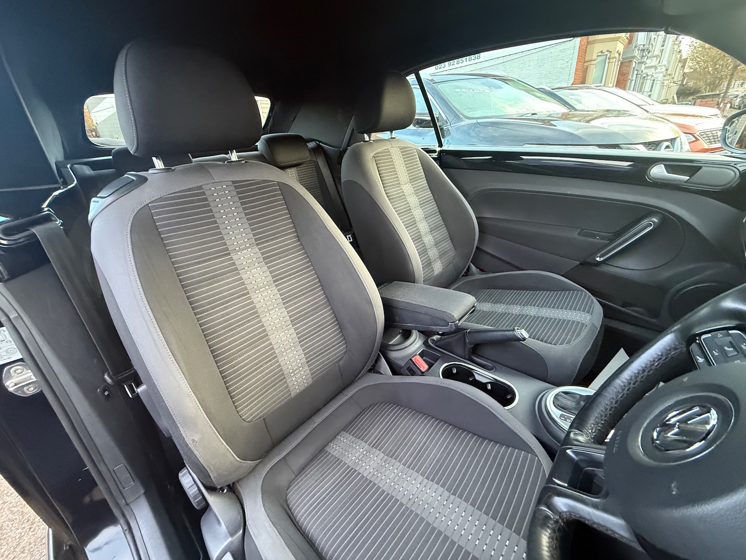 Used Volkswagen Beetle 2015 for sale - 76557833: Photo 13