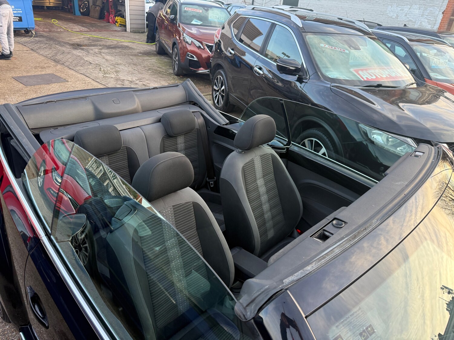 Used Volkswagen Beetle 2015 for sale - 76557833: Photo 36