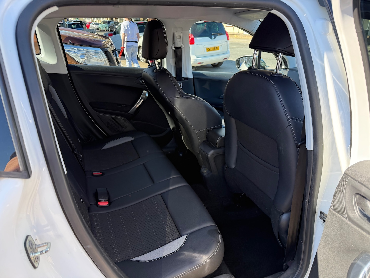 Used Peugeot 2008 2014 for sale - 76466267: Photo 16