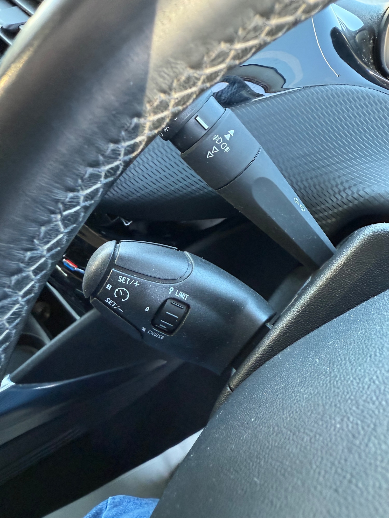 Used Peugeot 2008 2014 for sale - 76466267: Photo 28