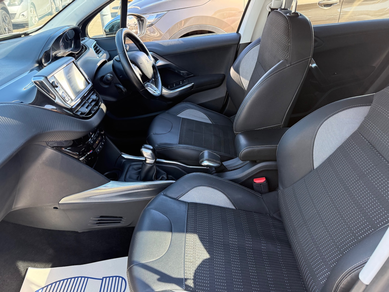 Used Peugeot 2008 2014 for sale - 76466267: Photo 7