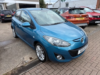 Used Mazda Mazda2 2011 for sale - 77802583: Photo