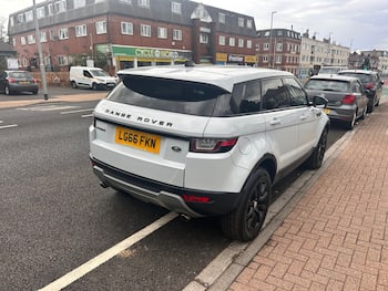 Used Land Rover Range Rover Evoque 2016 for sale - 79570675: Photo