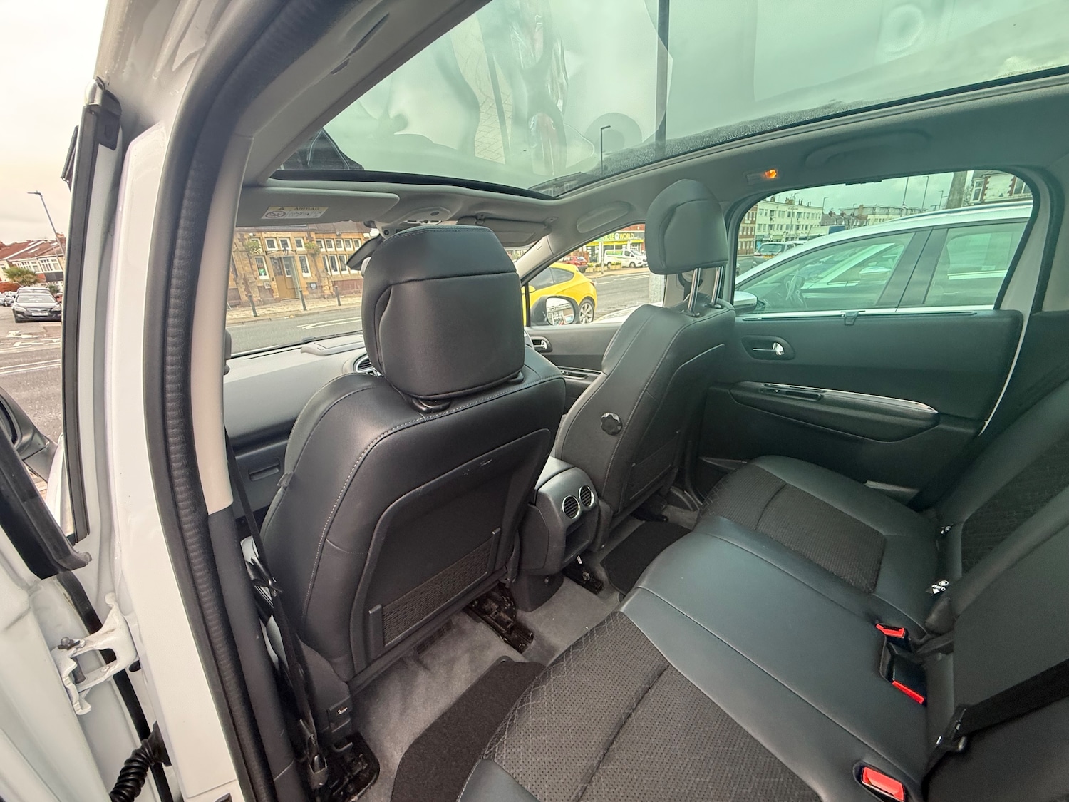 Used Peugeot 3008 2016 for sale - 76273762: Photo 10