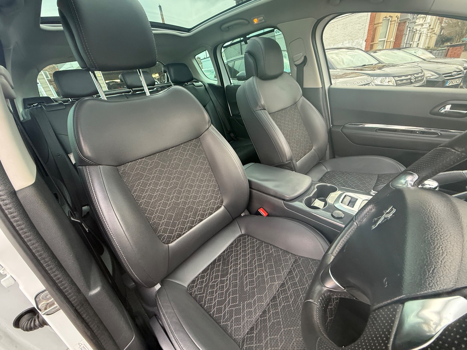 Used Peugeot 3008 2016 for sale - 76273762: Photo 23