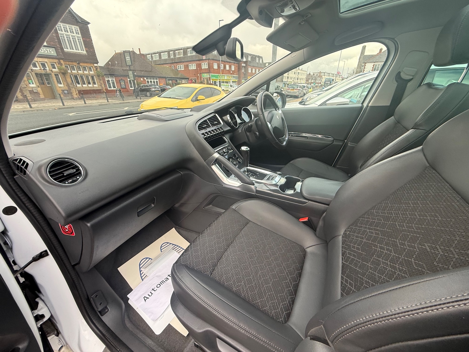 Used Peugeot 3008 2016 for sale - 76273762: Photo 9