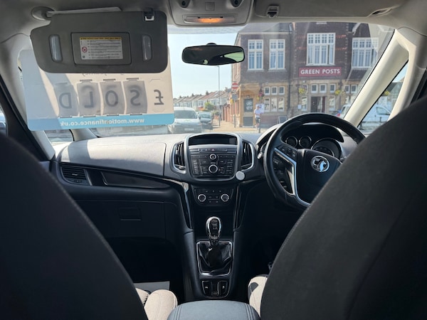 Used Vauxhall Zafira 2015 for sale - 75277575: Photo 13