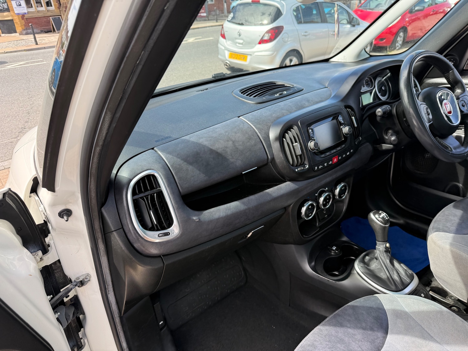 Used Fiat 500L 2013 for sale - 77327231: Photo 11