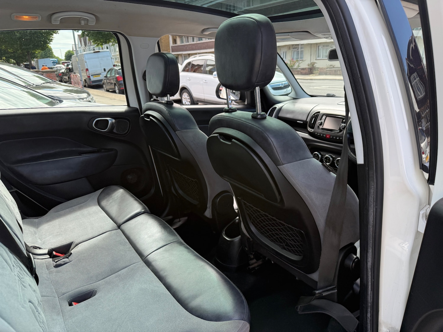 Used Fiat 500L 2013 for sale - 77327231: Photo 15