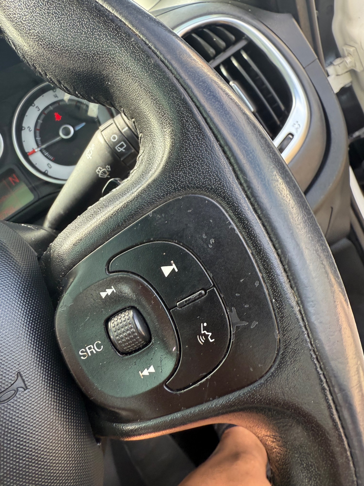 Used Fiat 500L 2013 for sale - 77327231: Photo 27