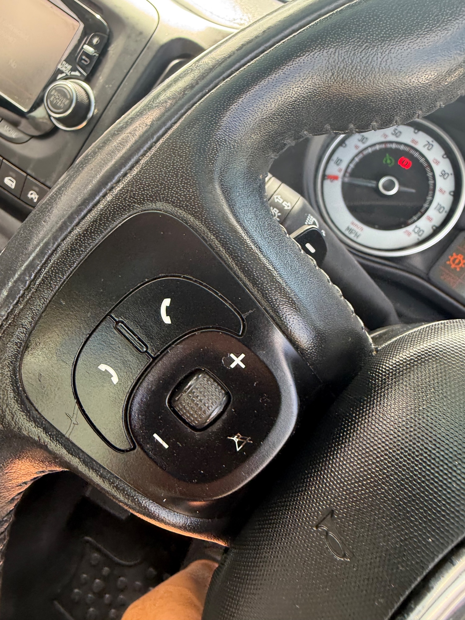 Used Fiat 500L 2013 for sale - 77327231: Photo 28