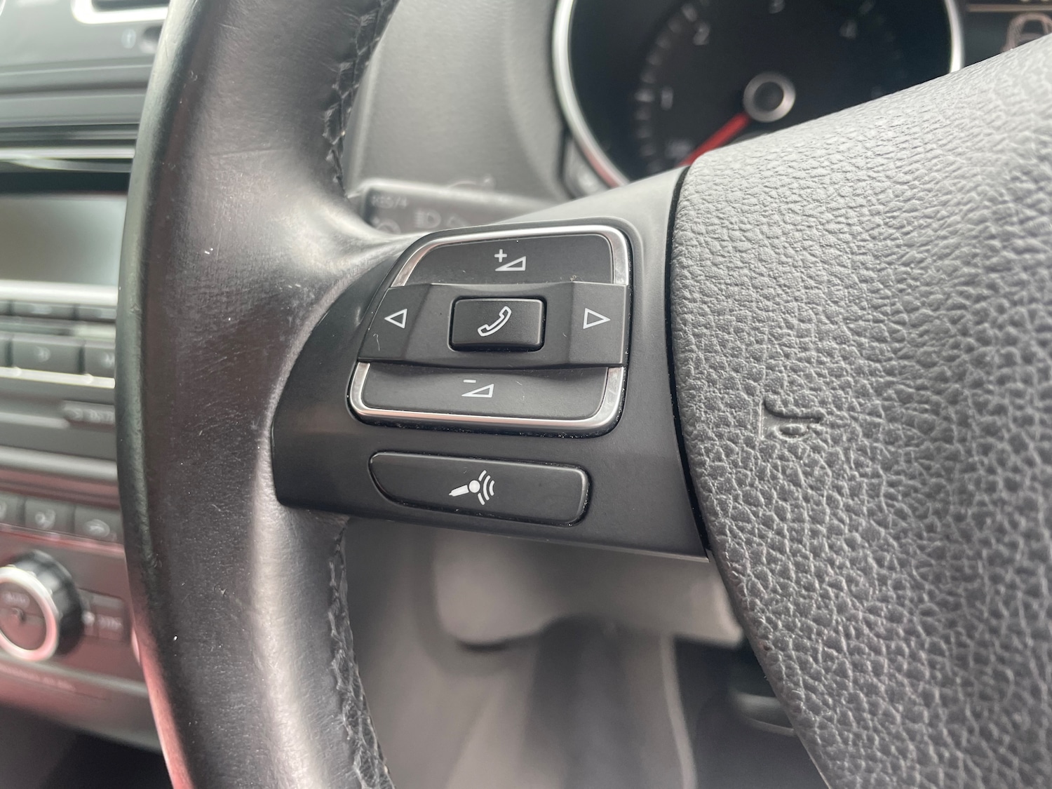 Used Volkswagen Golf 2013 for sale - 76046949: Photo 12