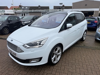 Used Ford Grand C-Max 2015 for sale - 77271497: Photo
