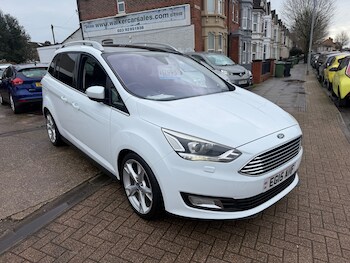 Used Ford Grand C-Max 2015 for sale - 77271497: Photo