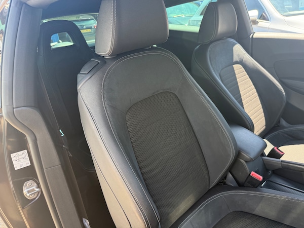 Used Volkswagen Scirocco 2016 for sale - 75168759: Photo 14