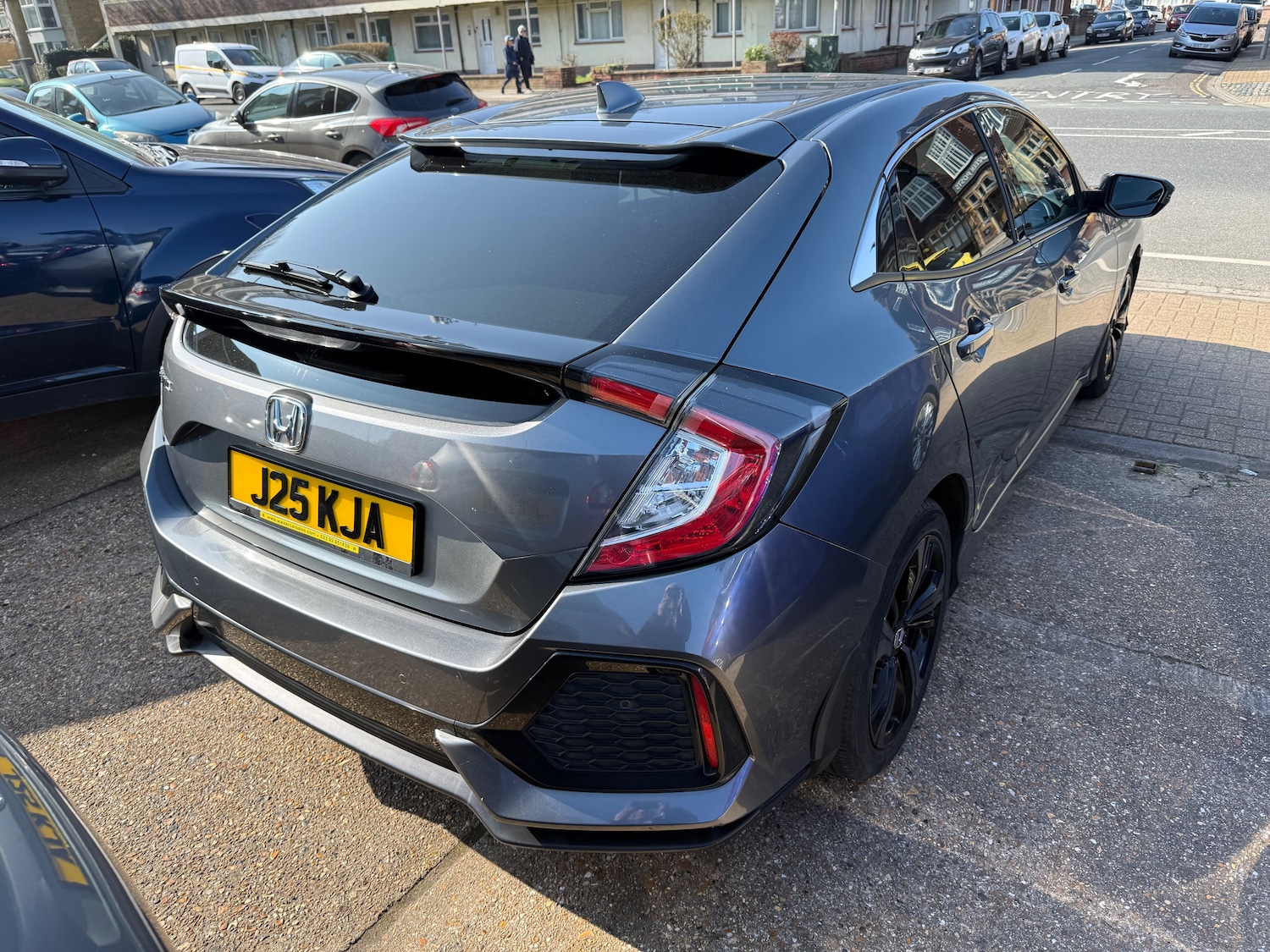 Used Honda Civic 2019 for sale - 77676538: Photo 4